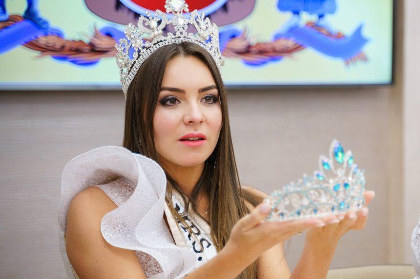 Доцентка ВНТУ представить Україну на конкурсі краси в Китаї