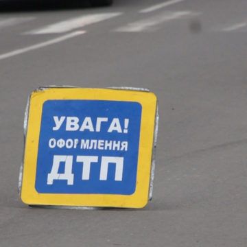 Шестирічна дівчинка потрапила під колеса авто у Хмільнику