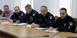 обговорили