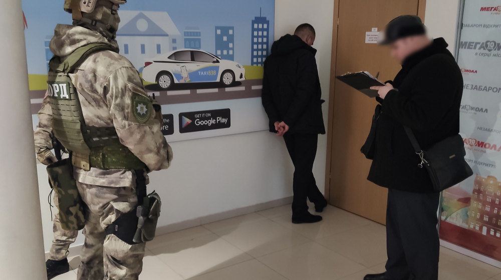 Рекет у Вінниці: підозрюваного затримали у «Мегамолі»