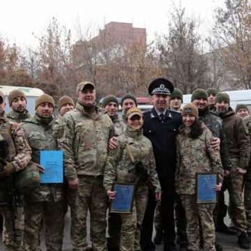 Як вінницькі поліцейські служать на блок-постах у Донецькій області