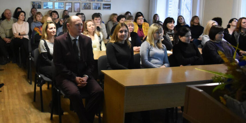 Звернувшись до центру зайнятості 55% вінничан миттєво знаходять роботу