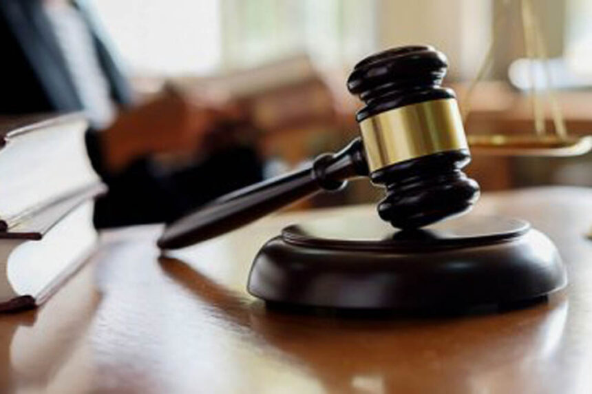 Вінницький суд покарав поліцейського, що сів за кермо нетверезим