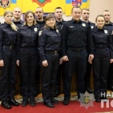 На вірність українському народові у Вінниці присягнули 15 поліцейських
