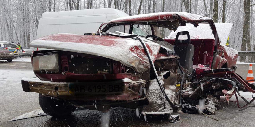 Поліція розслідує обставини аварії біля "Козацького стану"