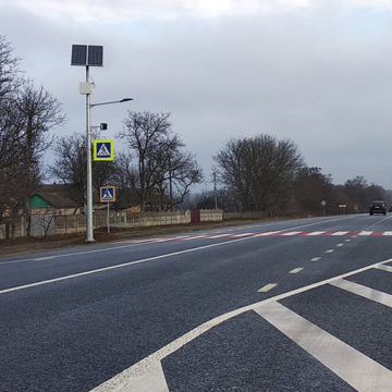 Автодорогу "Вінниця - Могилів-Подільський" облаштовують сонячними світлофорами
