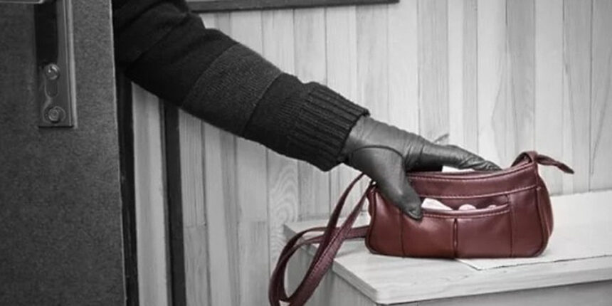 Більше шести років позбавлення волі отримав крадій жіночих сумочок