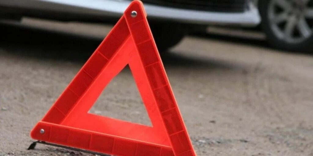 Рятувальники Бершаді на Вінниччині деблокували загиблу жінку під час ДТП.