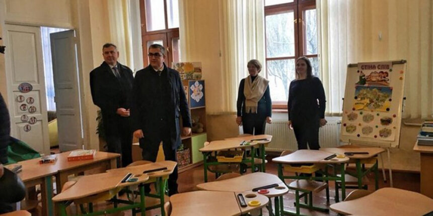 Ми прагнемо фінансувати не стіни та ліжкомісця, а конкретно надані соціальні, освітні чи медичні послуги, – Владислав Скальський