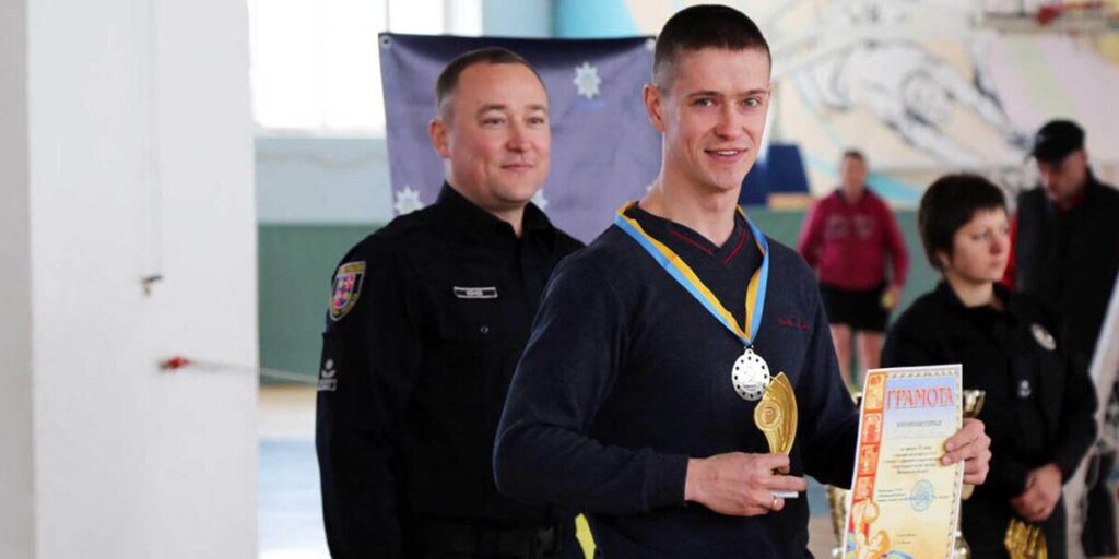 У чемпіонаті з гирьового спорту серед поліцейських змагалося 60 поліцейських Вінниччини