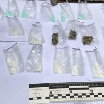 У Вінниці 30 пакетиків з наркотиками вилучили у студента