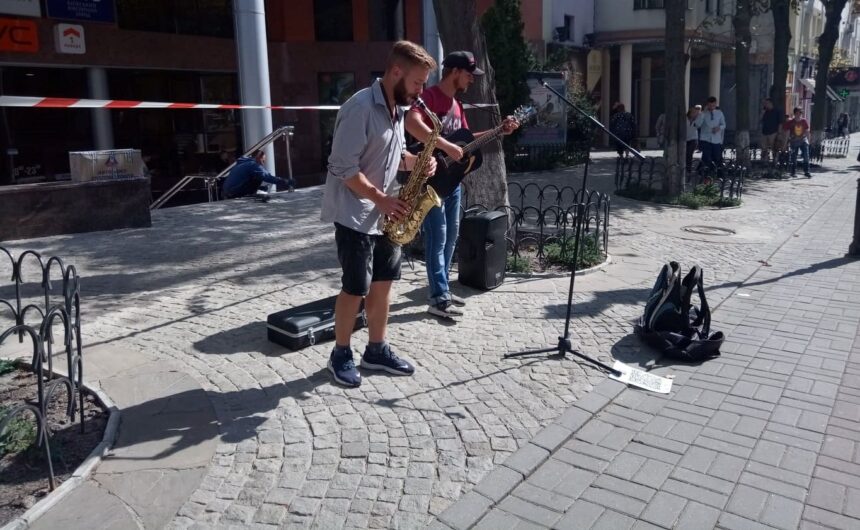 Мешканці Вінниці вимагають врегулювати виступи вуличних музикантів