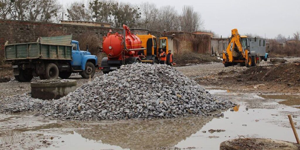 У Вінниці низький тиск у водогоні - водоканал продовжує ремонтні роботи