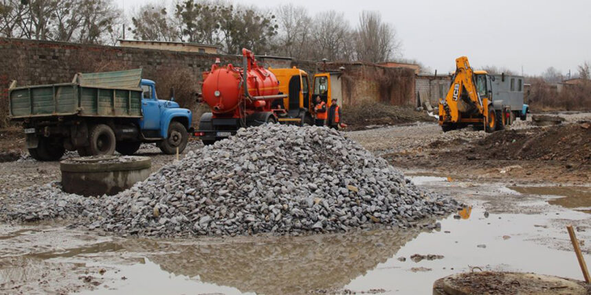 У Вінниці низький тиск у водогоні - водоканал продовжує ремонтні роботи