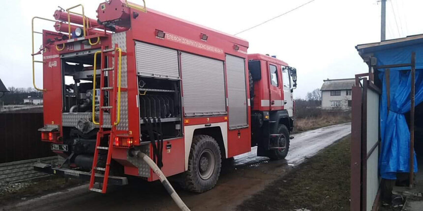 Горів будинок у Тиврівському районі на Вінниччині