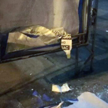У Вінниці затримали хуліганів, які пошкодили рекламний щит