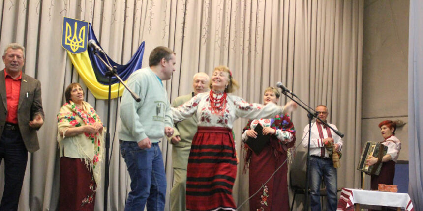 У Вінниці привітали з Масницею літніх людей та людей з особливими потребами