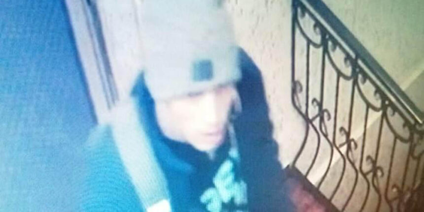 Допоможіть поліції встановити особу крадія