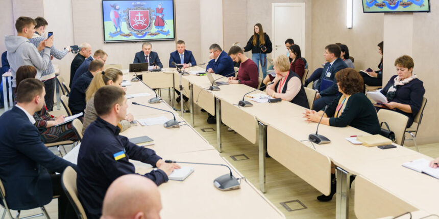 У Вінниці з 17 березня працюватимуть лише продуктові магазини та ринки, аптеки, АЗС, магазини побутової хімії