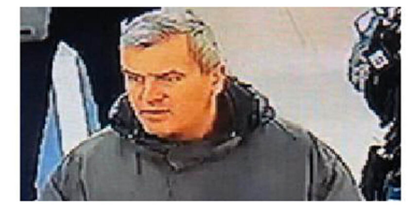 Допоможіть Поліції Вінниці встановити особу чоловіка, зображеного на фото