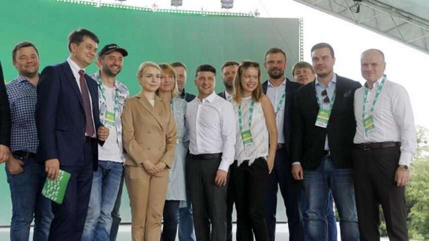 У «Слузі народу» розкол?
