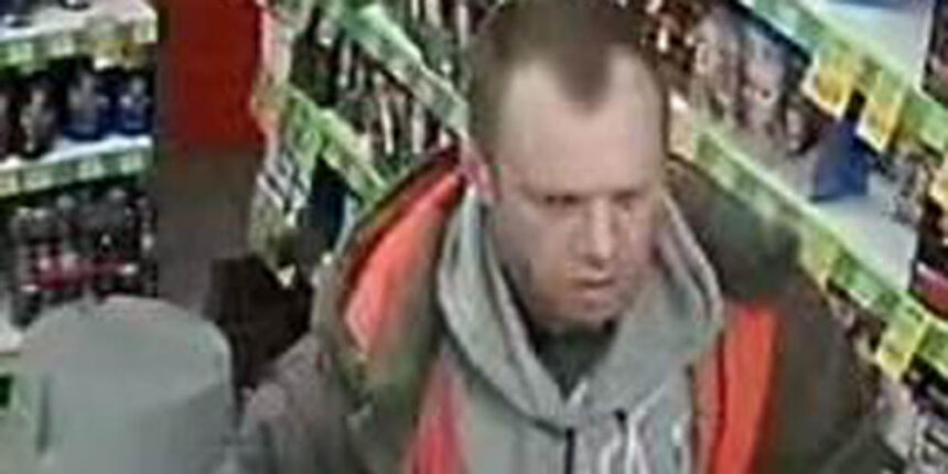 Допоможіть поліції Вінниці встановити особу чоловіка, який зображений на фото