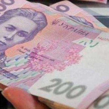 На Вінниччині бухгалтерка комунального закладу привласнила 240 тисяч гривень