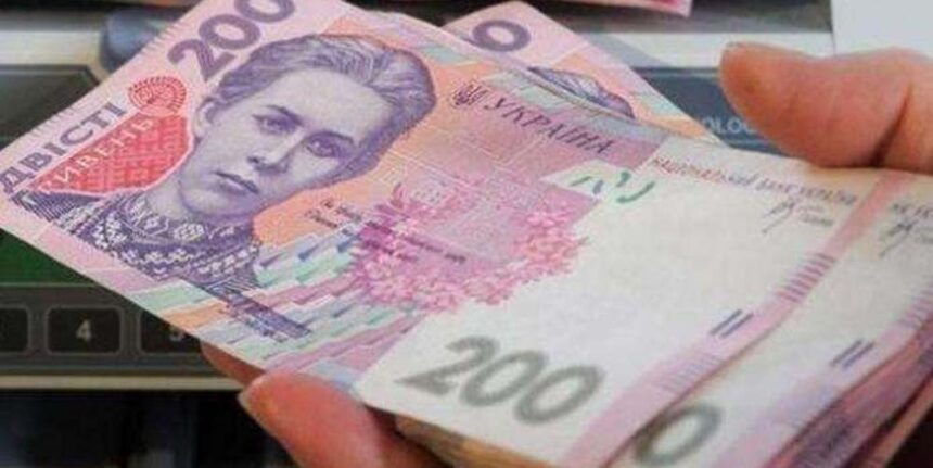 На Вінниччині бухгалтерка комунального закладу привласнила 240 тисяч гривень