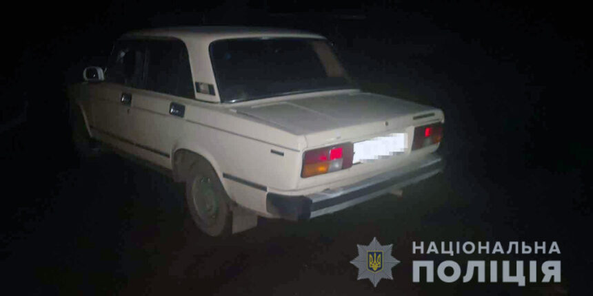 У Тростянецькому районі злодій-невдаха не спромігся викрасти старенький ВАЗ