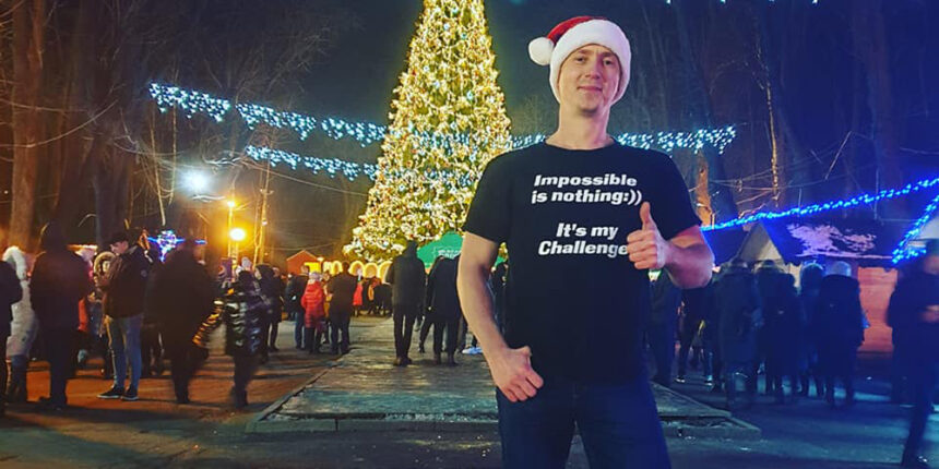 Держслужбовець з Вінниці, який всю зиму ходив у сорочці, завершив свій експеримент