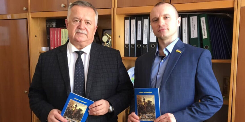Вінницькі школи отримають примірники книжки про Івана Богуна