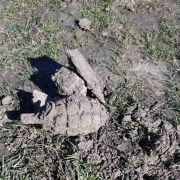 У Томашпільському районі селяни відкопали гранату