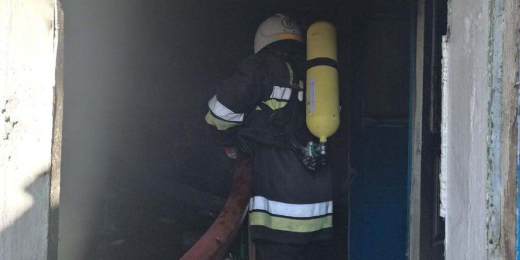 У Могилів-Подільському районы рятувальники ліквідували пожежу в господарчій будівлі