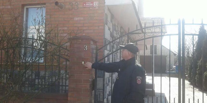 На вінничанина, що палив сміття по вулиці Амосова склали протокол