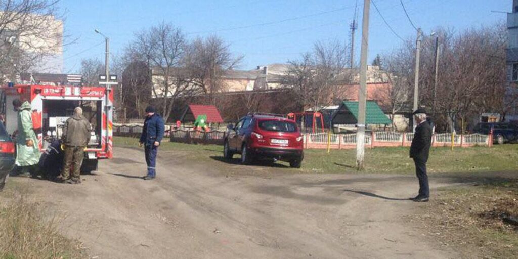 Рятувальники Вінниччини продовжують санітарну обробку будинків та вулиць