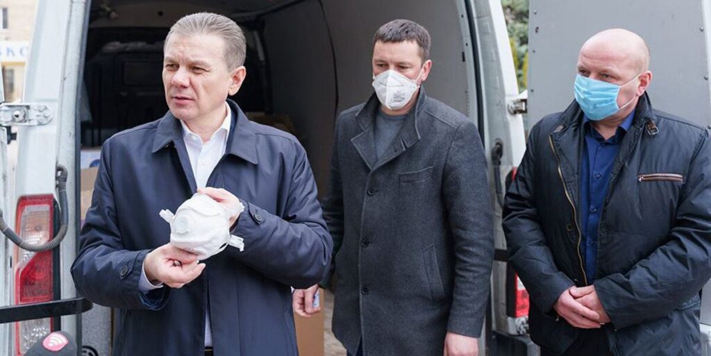 У Вінниці закупили ще 300 респіраторів, 30 тисяч масок та 300 експрес-тестів на коронавірус