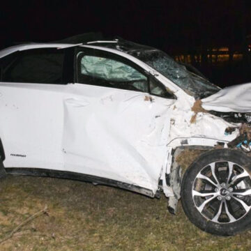 У Тиврівському районі Lexus з'їхав в кювет - загинули двоє пасажирів