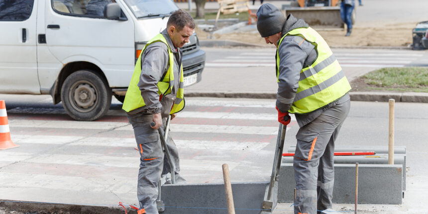 У Вінниці облаштовують антикишені по проспекту Юності