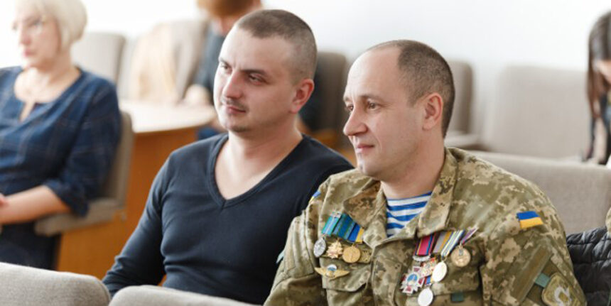 У Вінниці нагородили та привітали українських добровольців (ФОТО)