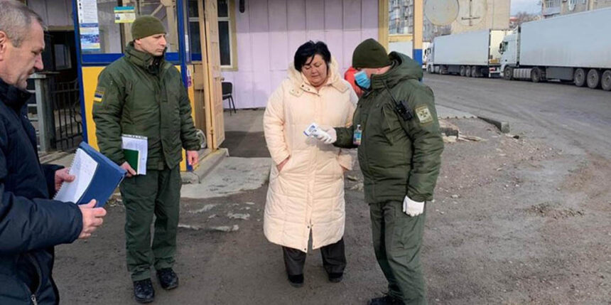 У Вінницькій області всіх, хто перетинае кодон перевіряють на коронавірус