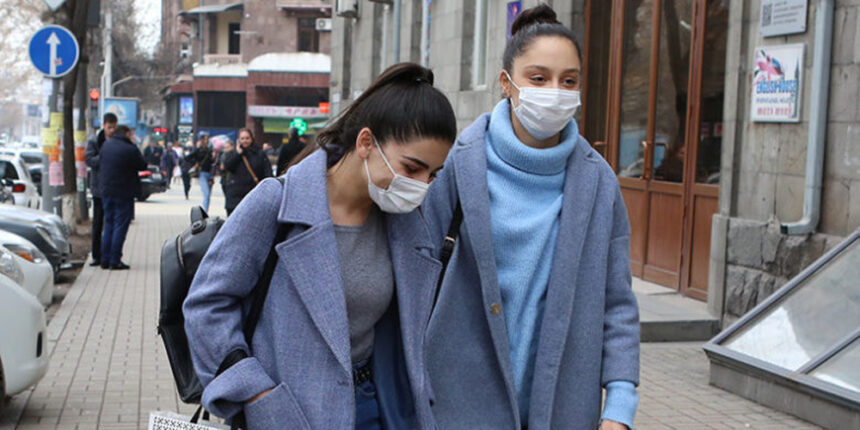 До вінницьких аптек надійшли засоби дезінфекції та індивідуального захисту