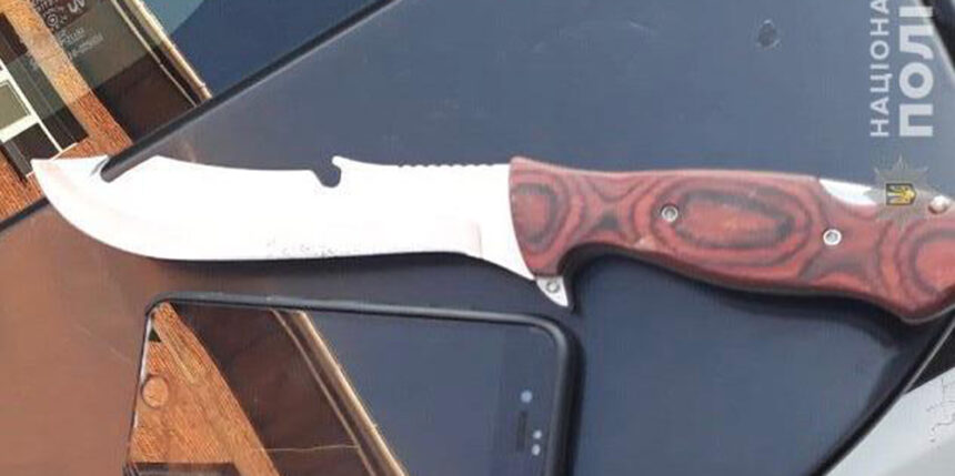 Заступився за дружину і отримав ножове: у Вінниці скоїли замах на вбивство