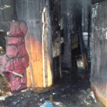 У Козятинському районі чоловік отримав опіки, коли намагався самотужки загасити пожежу