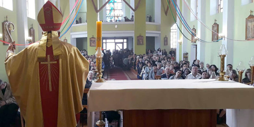 Онлайн-трансляції на Пасхальне Тридення з санктуарію Божого Милосердя у Вінниці