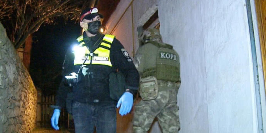 Мешканцю Шаргороду, який поранив правоохоронців, обрано запобіжний захід