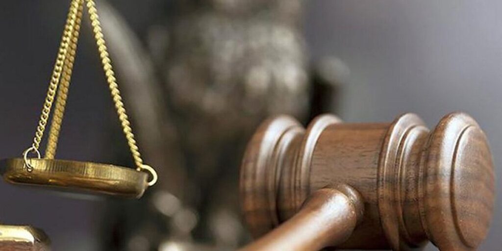 Рецидивіст, який замахнувся на життя поліцейського, отримав 10 років тюрми