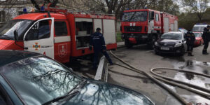 У Вінниці горіла захаращена сміттям квартира у дев'ятиповерхівці