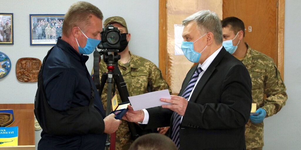 Під час лікування нагородили двох вінницьких військових