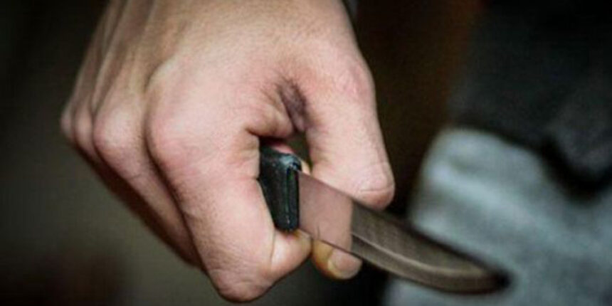 На Вінниччині час конфлікту, зловмисник наніс ножове поранення знайомому