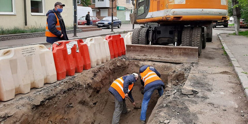 У Вінниці триває реконструкція тепломережі по вул.Янгеля